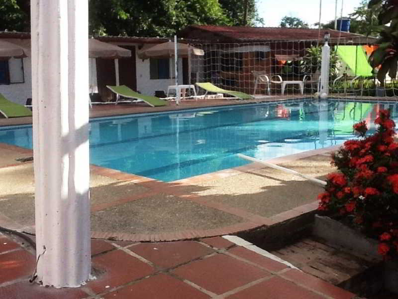 Llano Dorado Hotel Campestre Granja Campo Alegre Exteriör bild